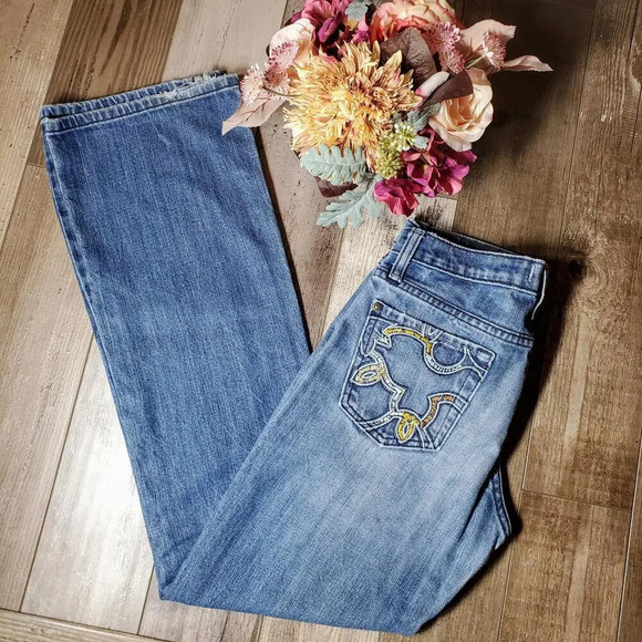 Vigoss Medium Wash Bootcut Jeans Juniors Size 9/10 - Picture 1 of 12